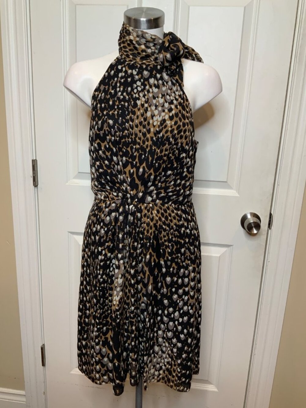 Trina Turk Brown Tan & Black Print Sleeveless 100% Silk Dress W/Neck Tie Size 6
